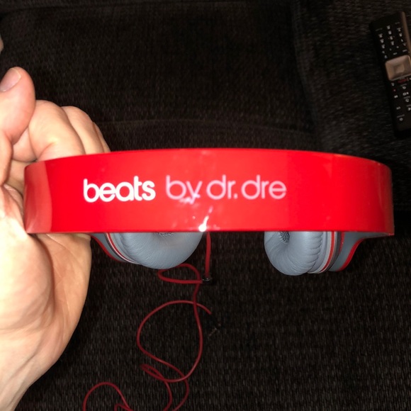 Beats By Dre Headphones - Picture 3 of 4